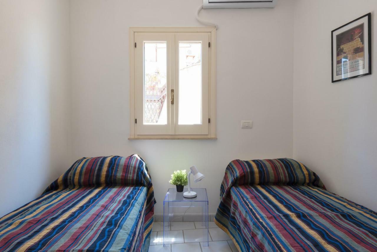Aretusa Apartments By Wonderful Italy Szirakúza Kültér fotó